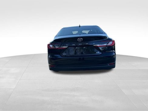 Used 2025 Toyota Camry LE image 4