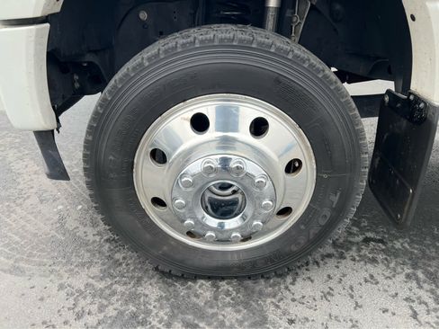 Used 2022 Ford F450 Platinum w/ FX4 Off-Road Package image 13