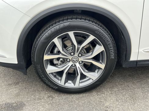 Certified 2024 Acura MDX FWD w/ Technology Package image 9