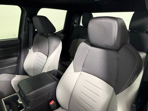 Used 2024 Toyota Tacoma TRD Sport image 37