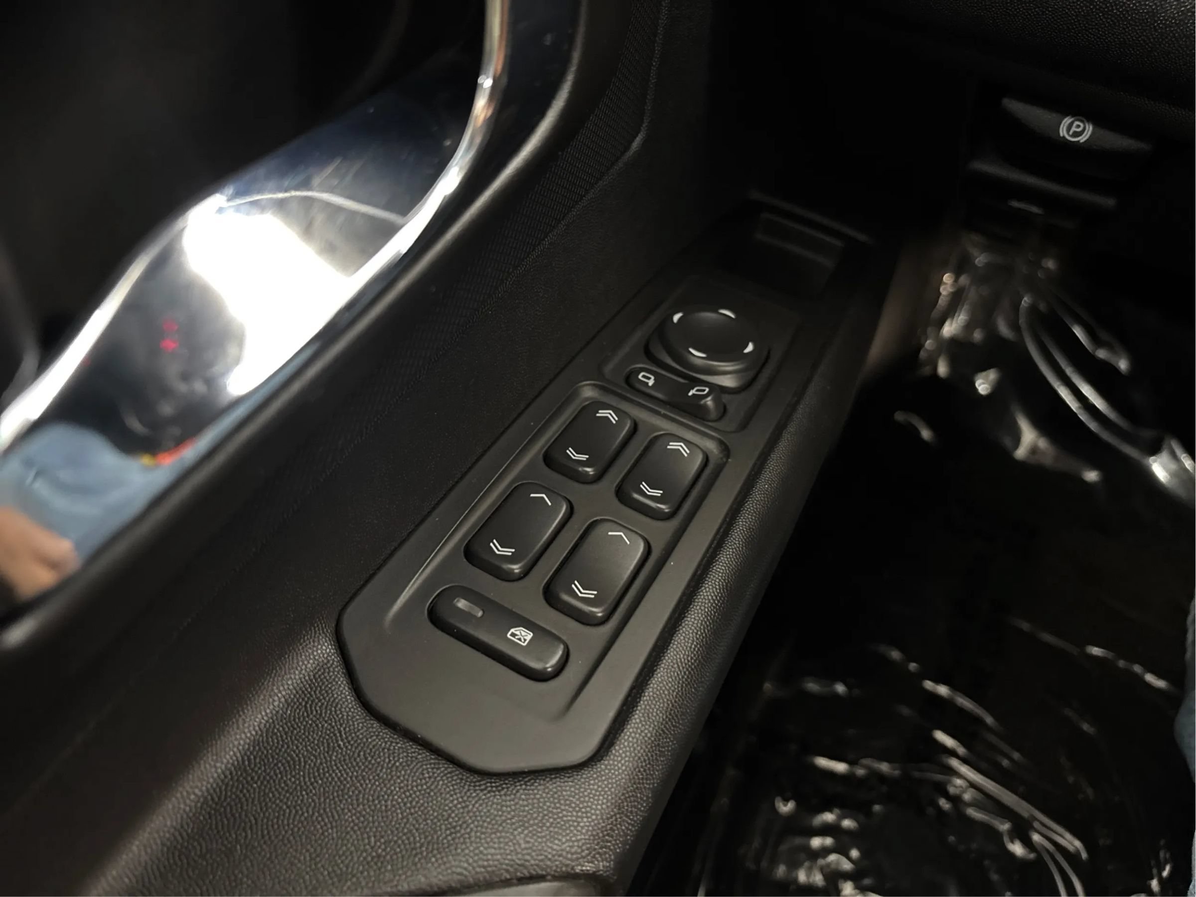 Used 2007 Cadillac CTS 2.8 RWD image 37