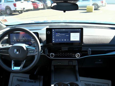 Used 2024 Honda Prologue EX image 38