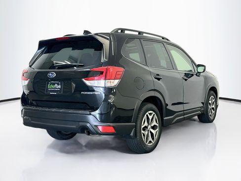 Used 2023 Subaru Forester Premium AWD/4WD image 9