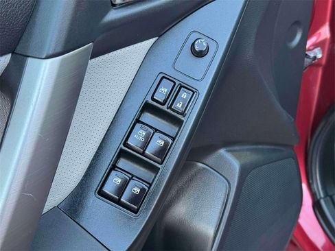 Used 2015 Subaru Forester 2.5i Limited image 16