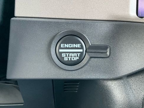 New 2025 Ford Bronco Outer Banks image 29