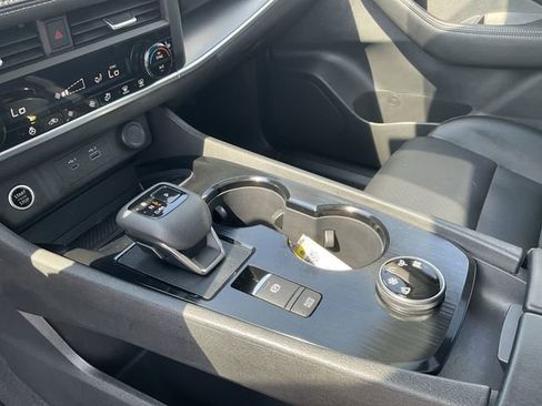 Certified 2023 Nissan Rogue SV w/ SV Premium B Package image 27