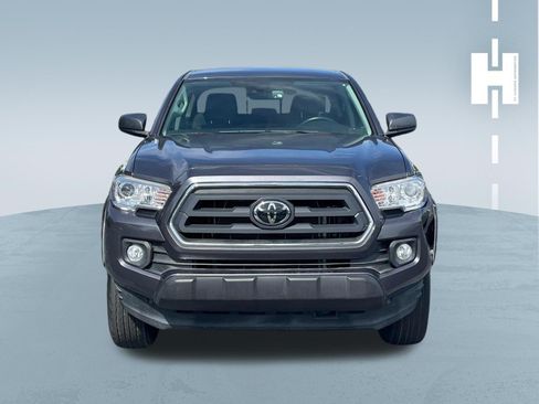 Used 2021 Toyota Tacoma SR5 RWD image 2