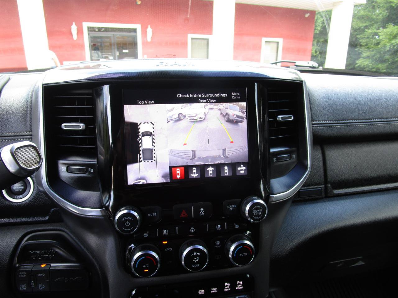 Used 2022 RAM 2500 Laramie w/ Night Edition AWD/4WD image 16
