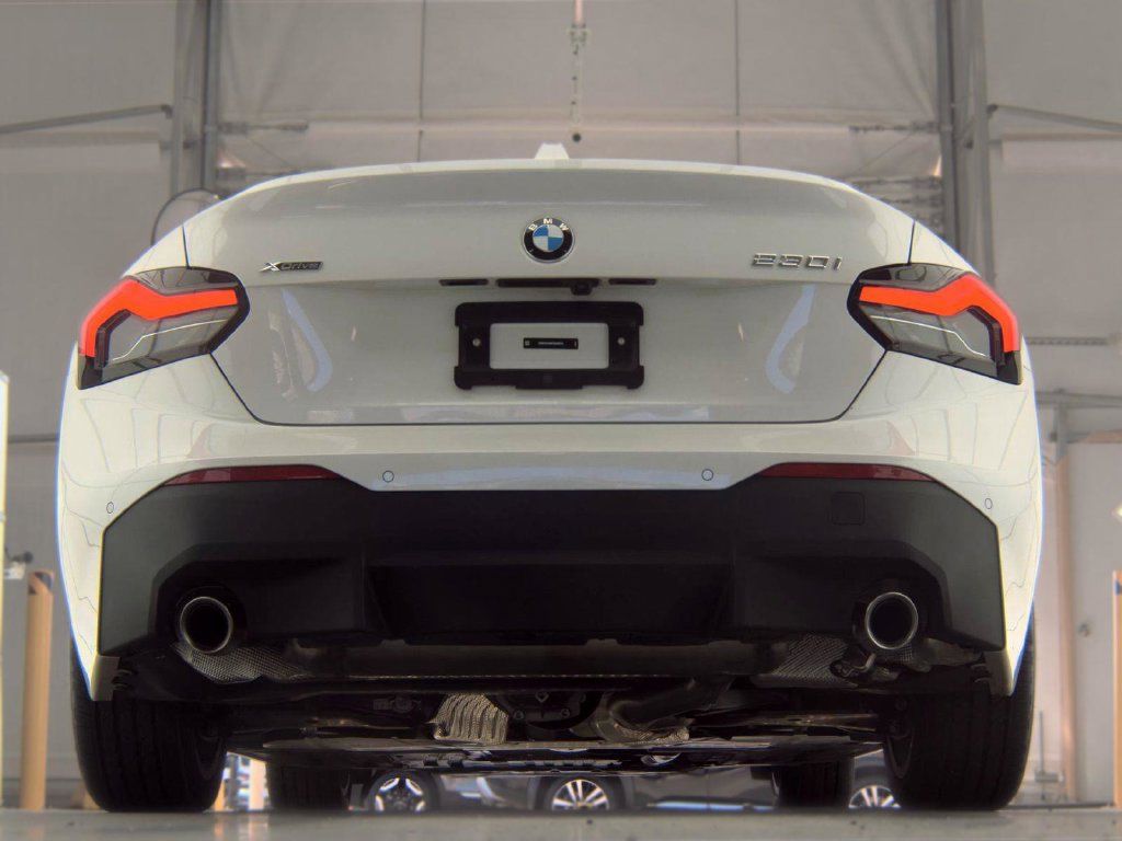 Used 2026 BMW 230i xDrive Coupe w/ Premium Package AWD/4WD image 8
