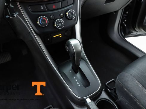Used 2018 Chevrolet Trax LT image 24