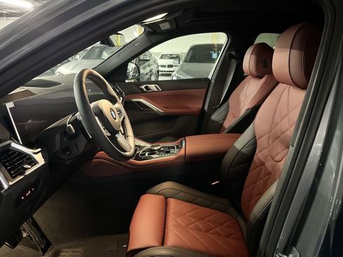 New 2026 BMW X6 xDrive40i w/ Parking Assistance Package image 11