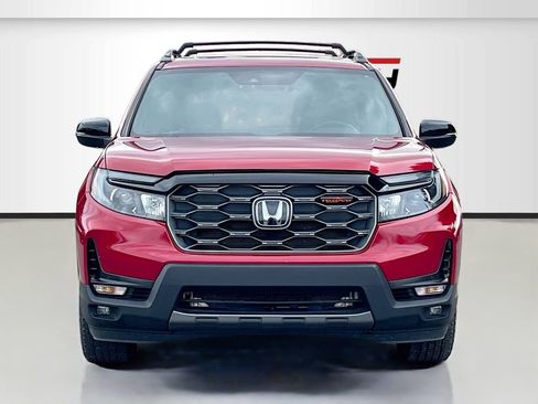 Used 2023 Honda Passport TrailSport image 2