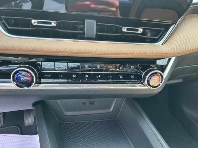 New 2027 Chevrolet Equinox ACTIV w/ Safety and Technology Package FWD image 25