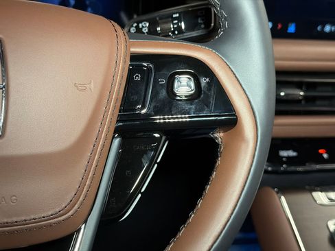 New 2026 Lincoln Aviator Reserve w/ Jet Appearance Package AWD/4WD image 23