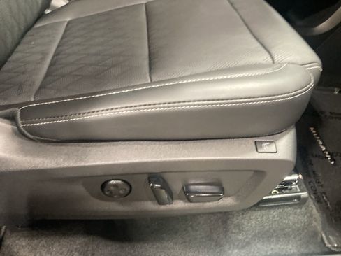 Used 2025 Nissan Murano Platinum w/ Cargo Package image 48