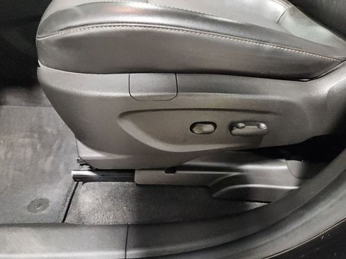 Used 2019 Chevrolet Trax LT w/ LPO, Protection Package image 17