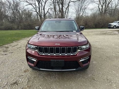 Used 2023 Jeep Grand Cherokee Limited image 4