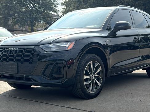 Certified 2024 Audi Q5 2.0T Premium image 3