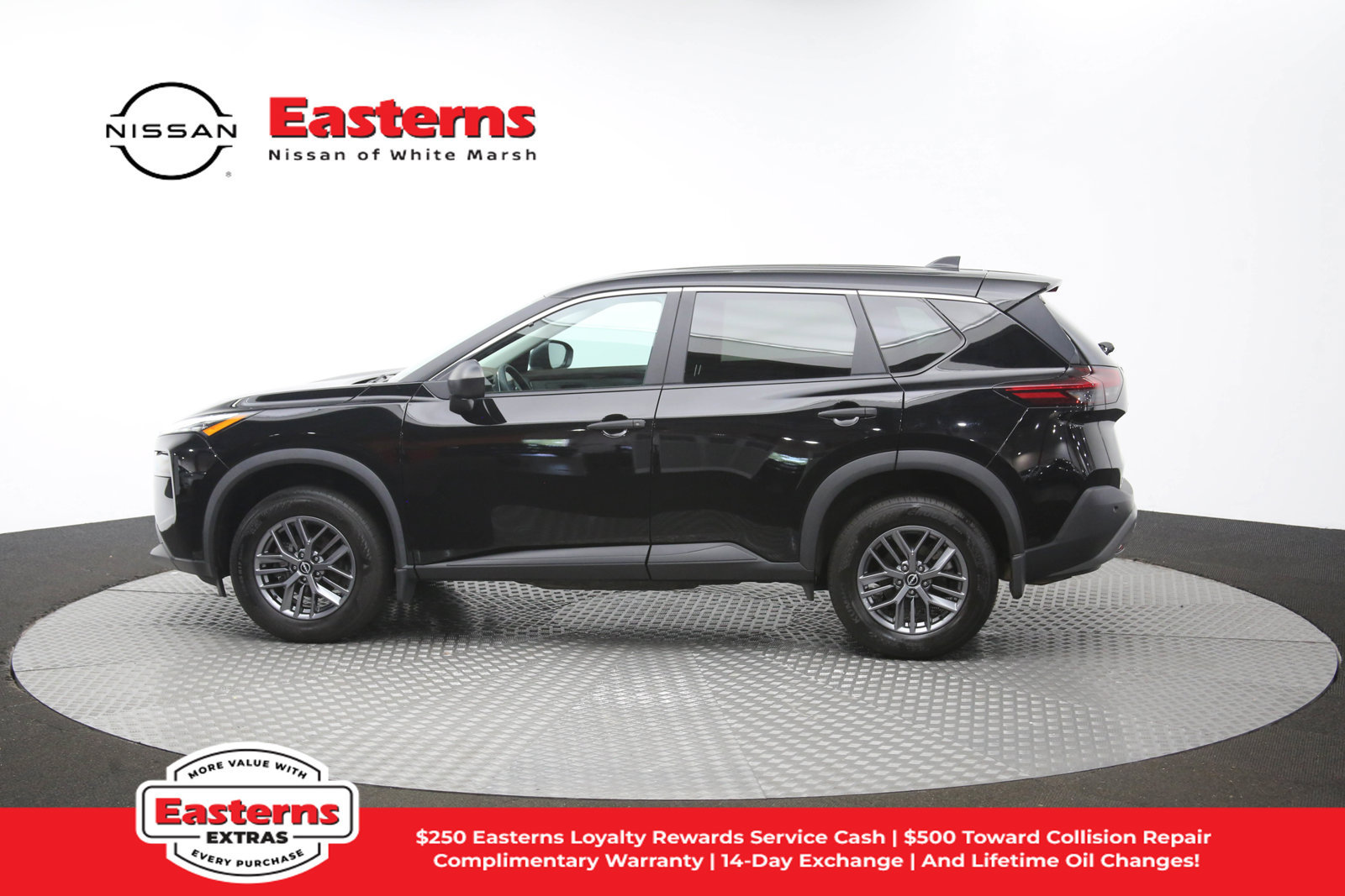 Used 2023 Nissan Rogue S AWD/4WD image 57
