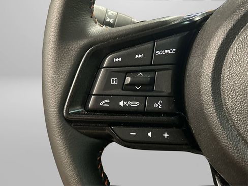 Certified 2025 Subaru Crosstrek 2.5i Limited w/ Crosstrek Mirror Package image 31