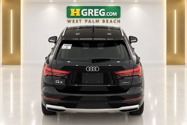 Used 2020 Audi Q3 2.0T Premium w/ Convenience Package AWD/4WD image 8