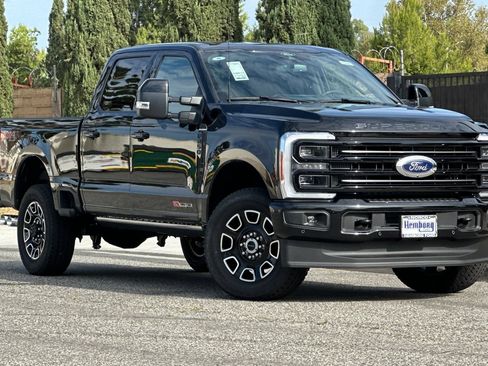New 2026 Ford F250 Platinum AWD/4WD image 2