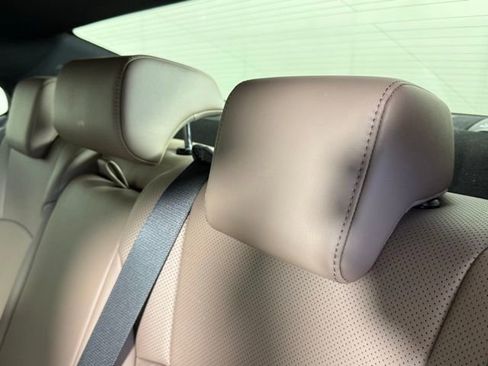 Used 2025 Lexus ES 350 w/ Premium Package image 25