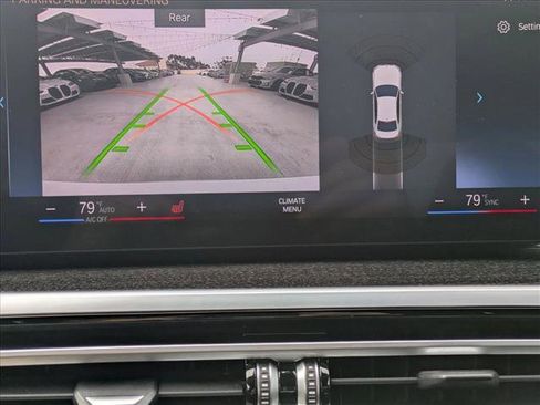 Used 2023 BMW 330i Sedan w/ Premium Package image 15