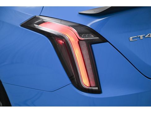 Used 2022 Cadillac CT4 V Blackwing w/ Carbon Fiber 1 Package image 23