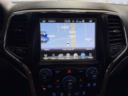 Used 2017 Jeep Grand Cherokee Limited w/ Luxury Group II image 38