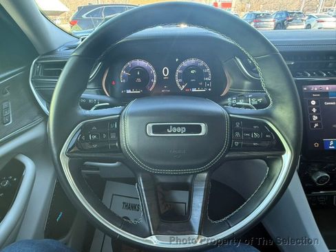 Used 2021 Jeep Grand Cherokee L Overland w/ Luxury Tech Group IV image 21