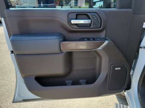 Used 2021 GMC Sierra 2500 Denali w/ Denali Ultimate Package AWD/4WD image 22