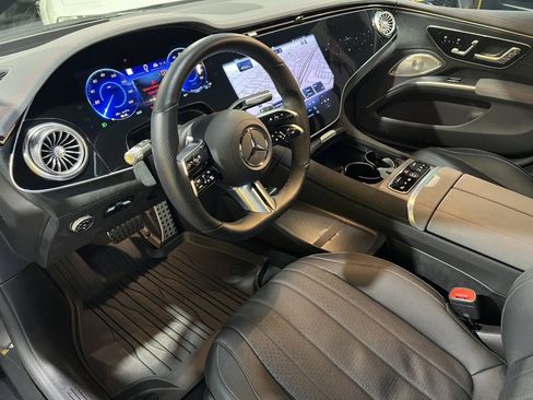 Used 2022 Mercedes-Benz EQS 580 4MATIC Sedan image 14