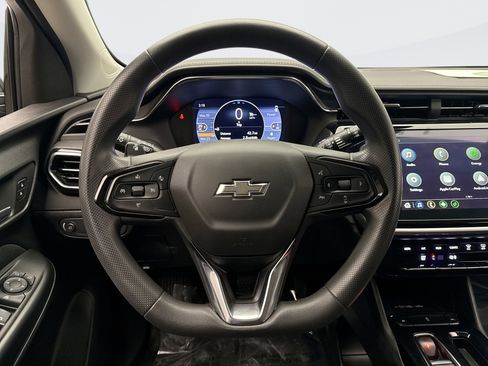 Used 2023 Chevrolet Bolt EUV LT w/ Driver Confidence Package image 12