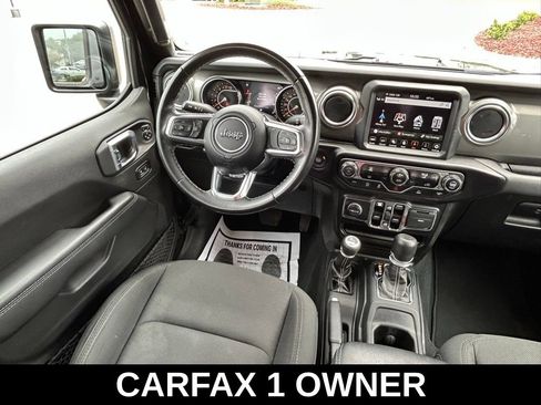 Used 2022 Jeep Wrangler Unlimited Sahara AWD/4WD image 9