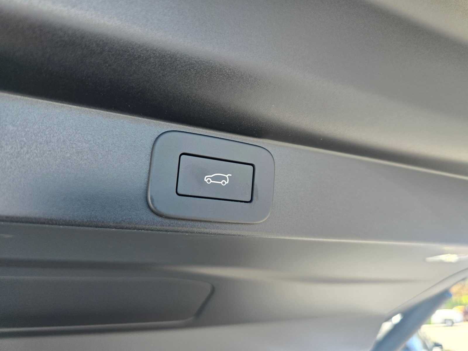 New 2026 Land Rover Range Rover SE AWD/4WD image 15