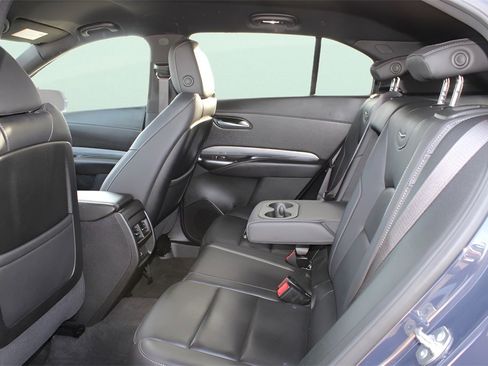 Used 2025 Cadillac XT4 Premium Luxury image 17