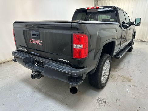 Used 2016 GMC Sierra 2500 Denali w/ Duramax Plus Package image 11