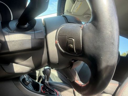 Used 2021 Jeep Compass Trailhawk AWD/4WD image 19