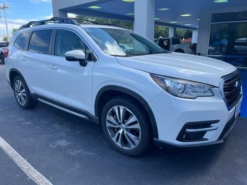 Used 2019 Subaru Ascent Limited w/ Popular Package #3 AWD/4WD image 2