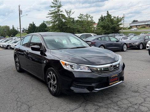 Used 2016 Honda Accord LX image 3