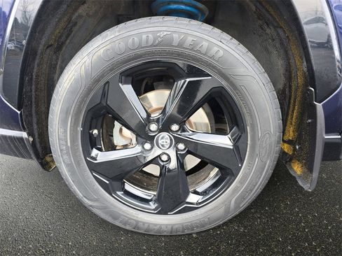 Used 2019 Toyota RAV4 XSE image 38