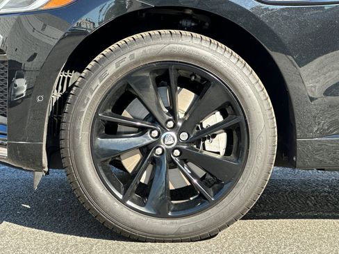 Used 2026 Jaguar F-PACE R-Dynamic S image 13