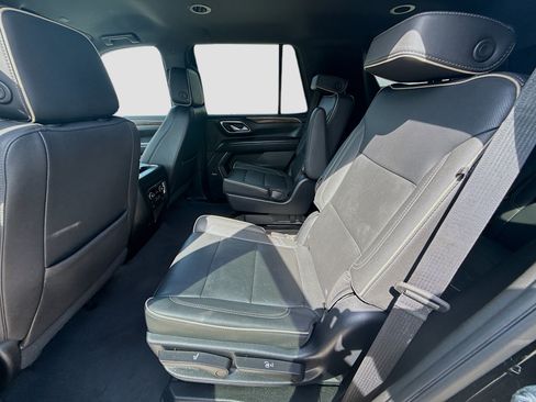 Used 2023 Chevrolet Tahoe Premier RWD image 21