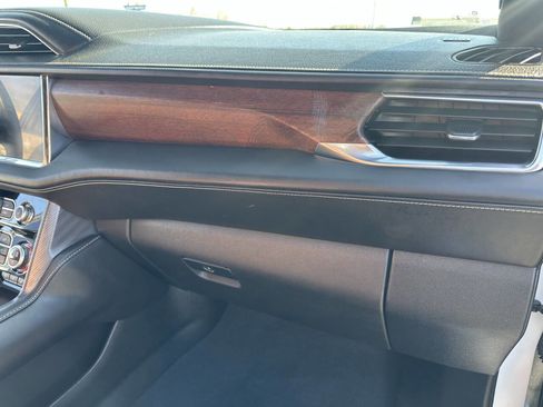 Used 2023 GMC Yukon XL Denali Ultimate image 29