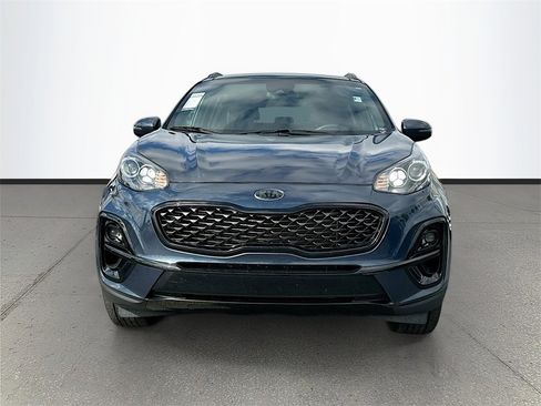Certified 2022 Kia Sportage Nightfall Edition image 2