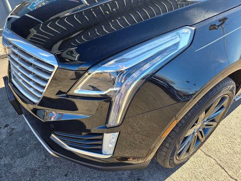 Used 2017 Cadillac XT5 Platinum image 18