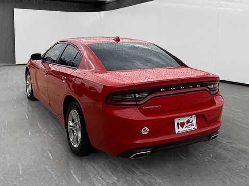 Used 2023 Dodge Charger SXT RWD image 3