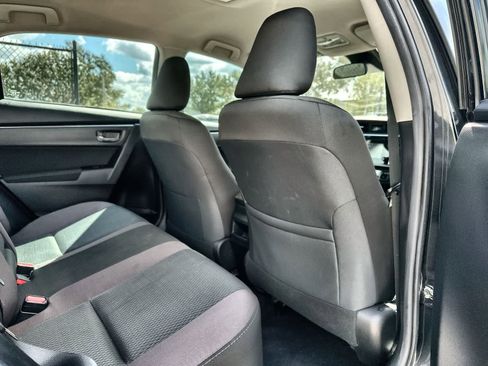 Used 2019 Toyota Corolla LE image 16