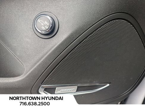Used 2021 Buick Envision Avenir AWD/4WD image 32